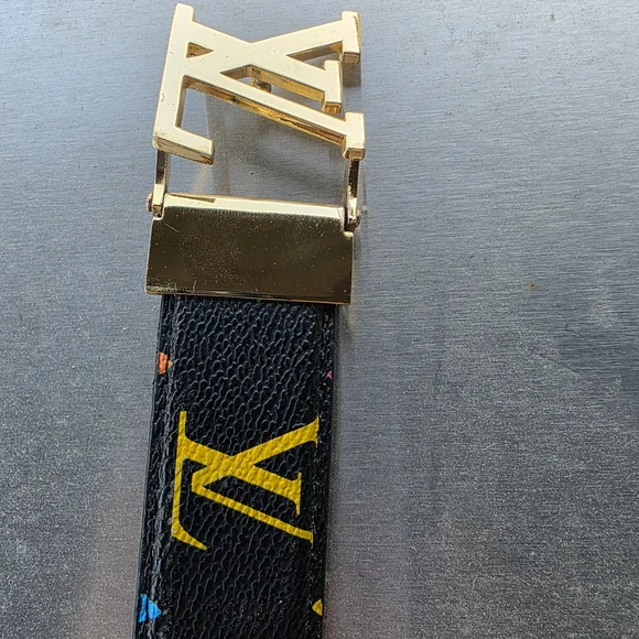 Louis Vuitton Black Belt with Gold Buckle - Picture 3 of 9